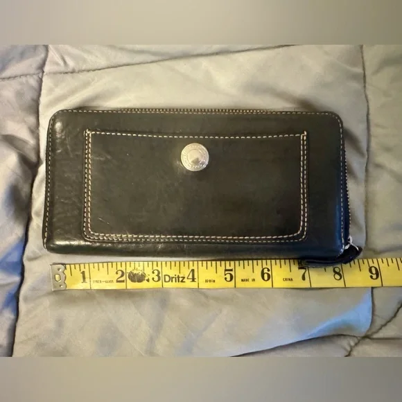 Coach Vintage Chelsea Black Pebble Leather Zip Around AccordionWallet - Picture 3 of 10